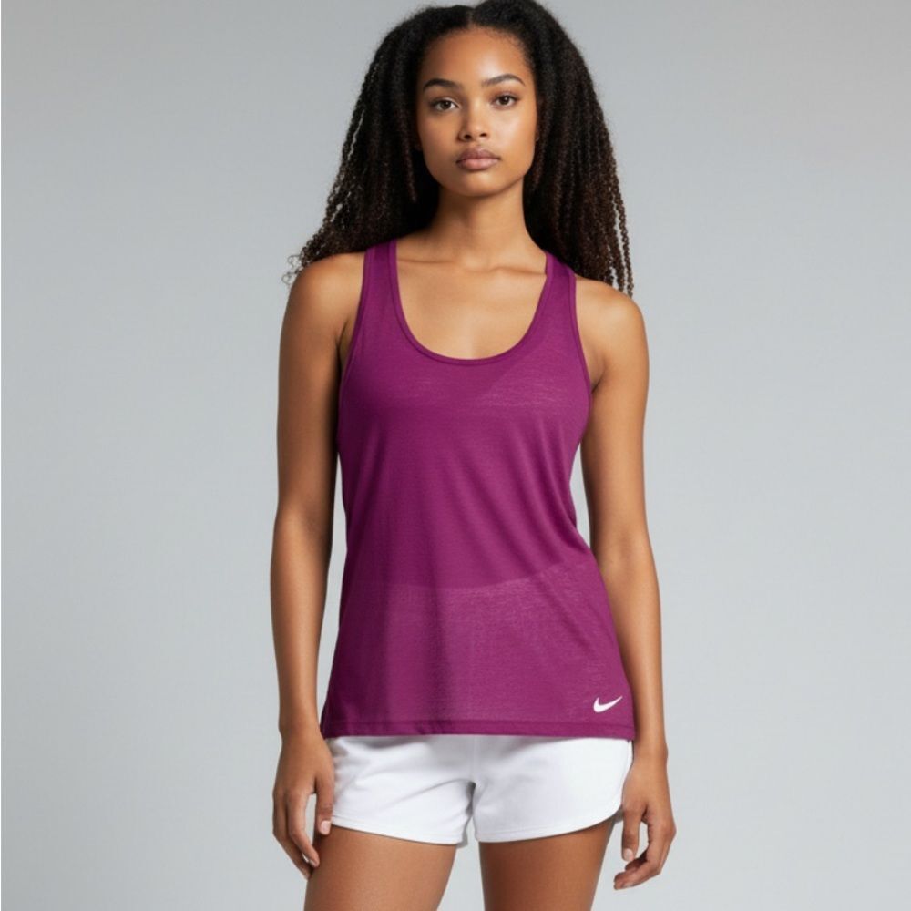 Nike - Women’s Magenta Tank Top sz XS